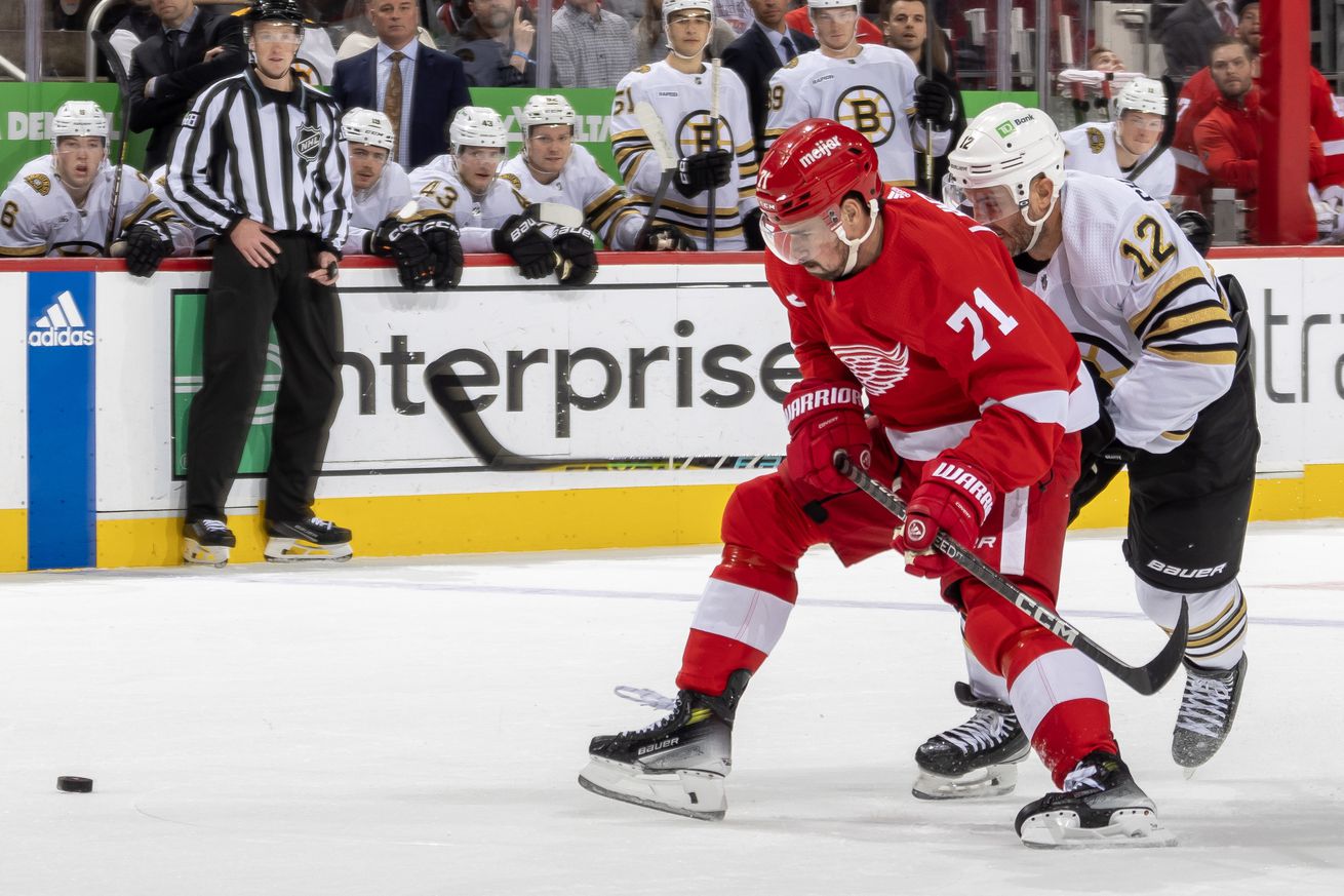 Boston Bruins v Detroit Red Wings