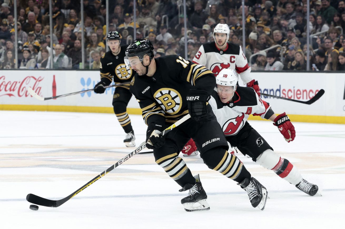 NHL: DEC 30 Devils at Bruins