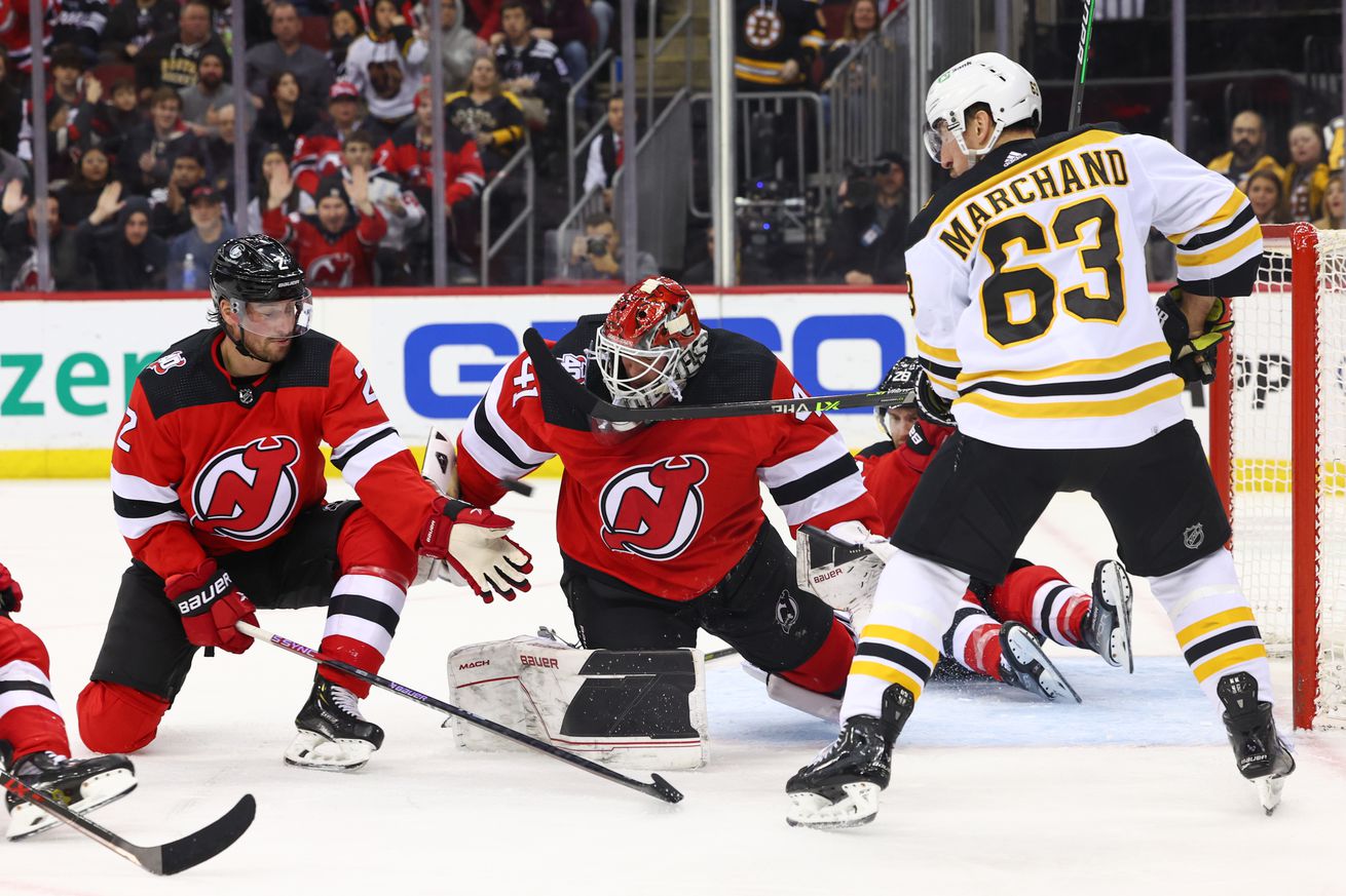 NHL: Boston Bruins at New Jersey Devils