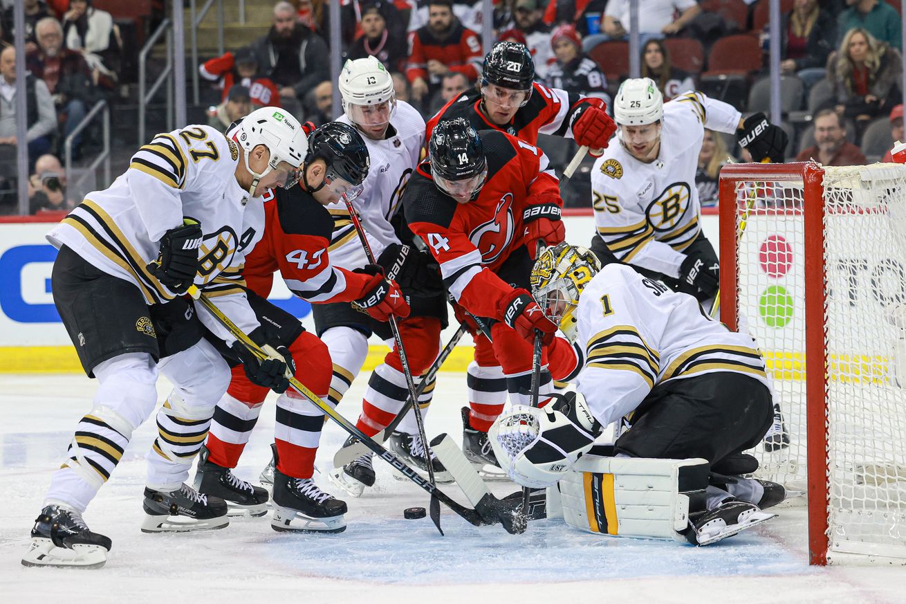 NHL: Boston Bruins at New Jersey Devils