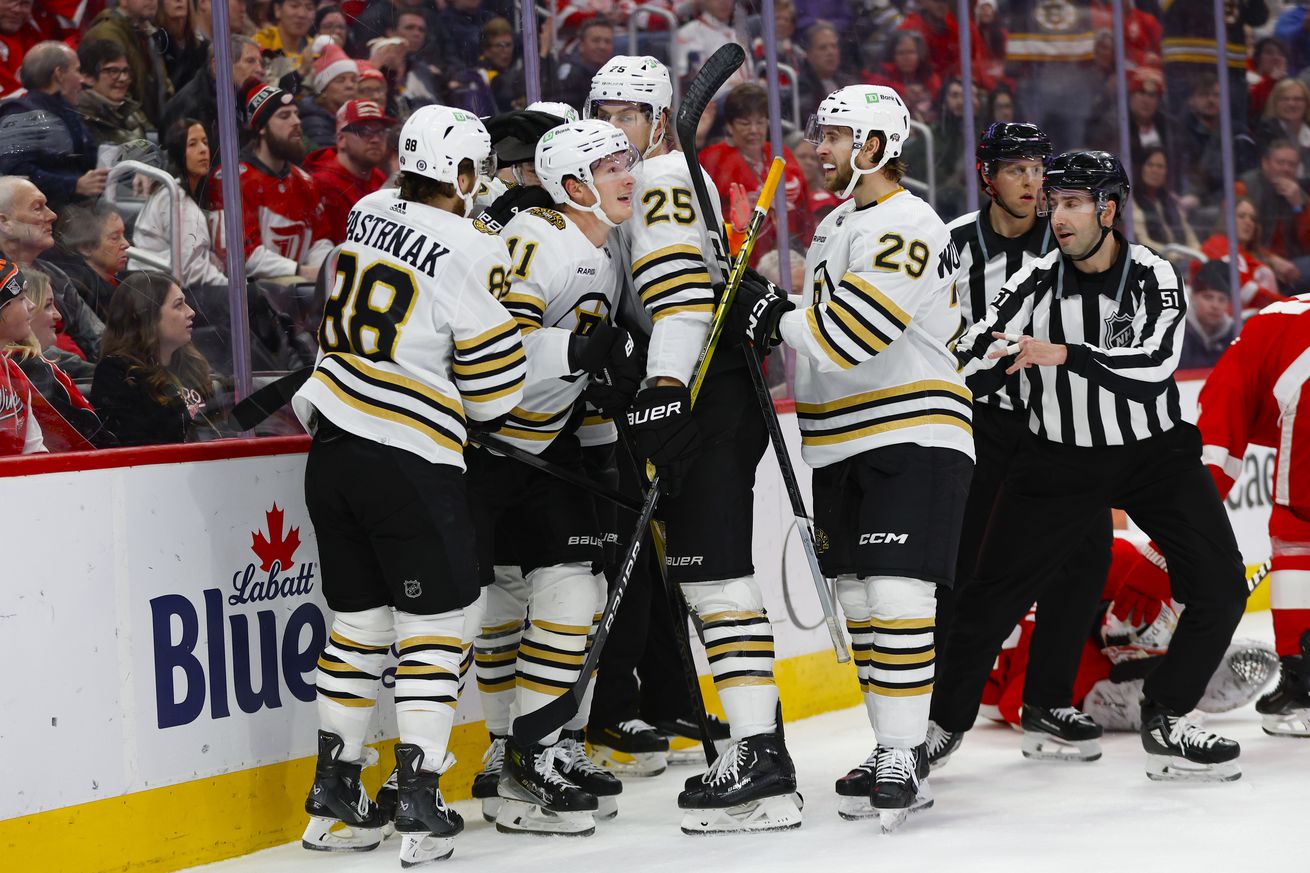 NHL: Boston Bruins at Detroit Red Wings