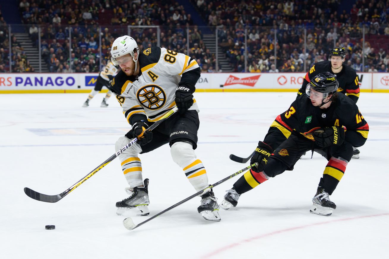 Boston Bruins v Vancouver Canucks