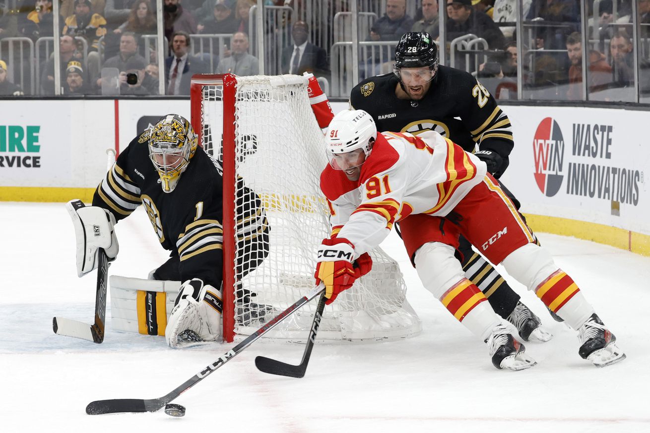 NHL: FEB 06 Flames at Bruins