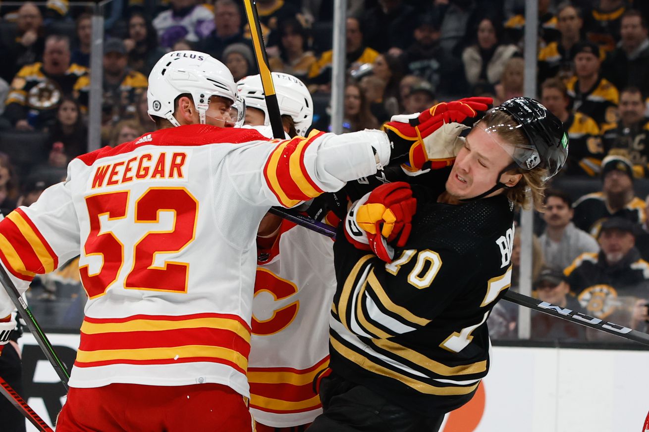 Calgary Flames v Boston Bruins