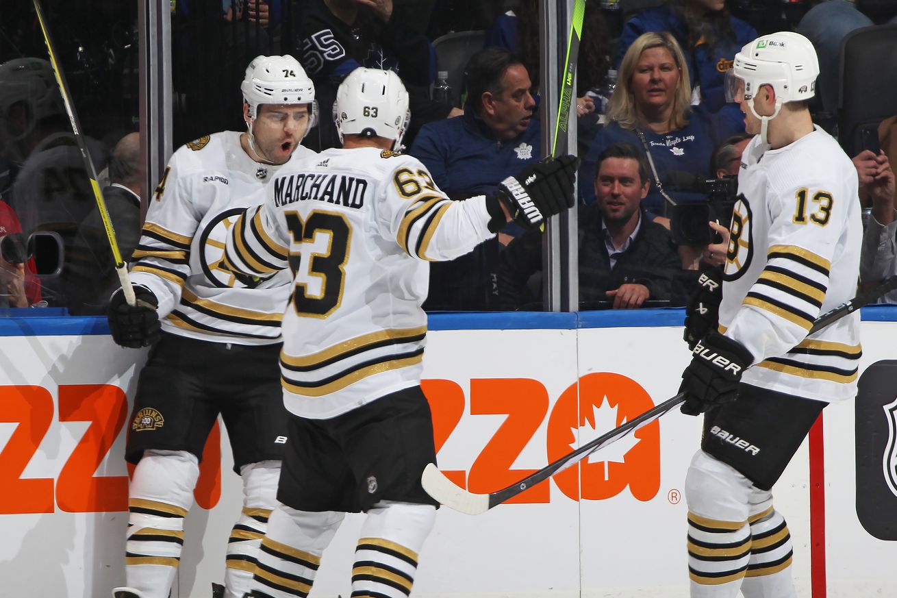 Boston Bruins v Toronto Maple Leafs