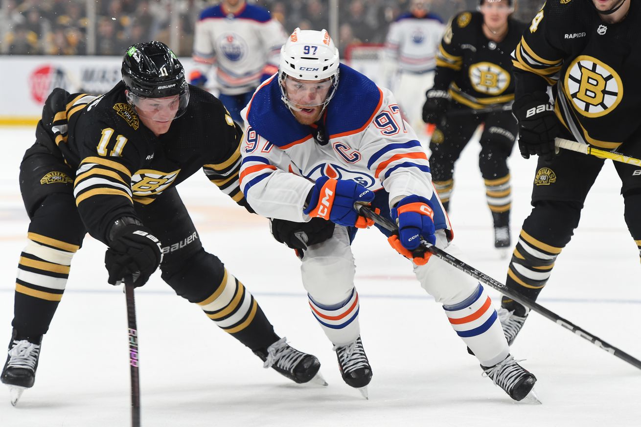 Edmonton Oilers v Boston Bruins