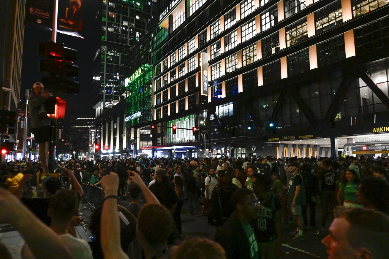 Boston Celtics beat Dallas Mavericks to win NBA finals