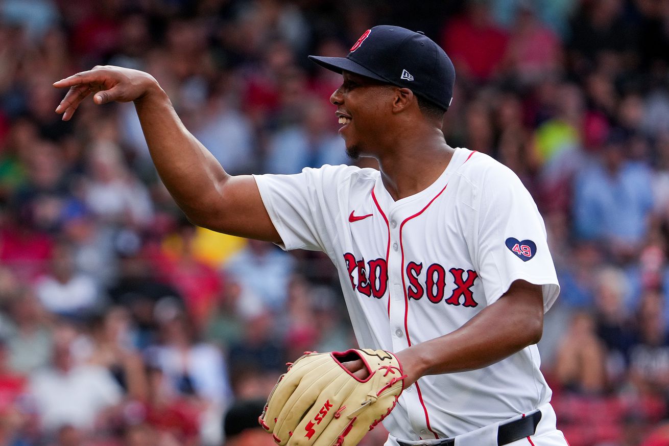 Seattle Mariners (2) Vs. Boston Red Sox (3) at Fenway Park (10 innings)