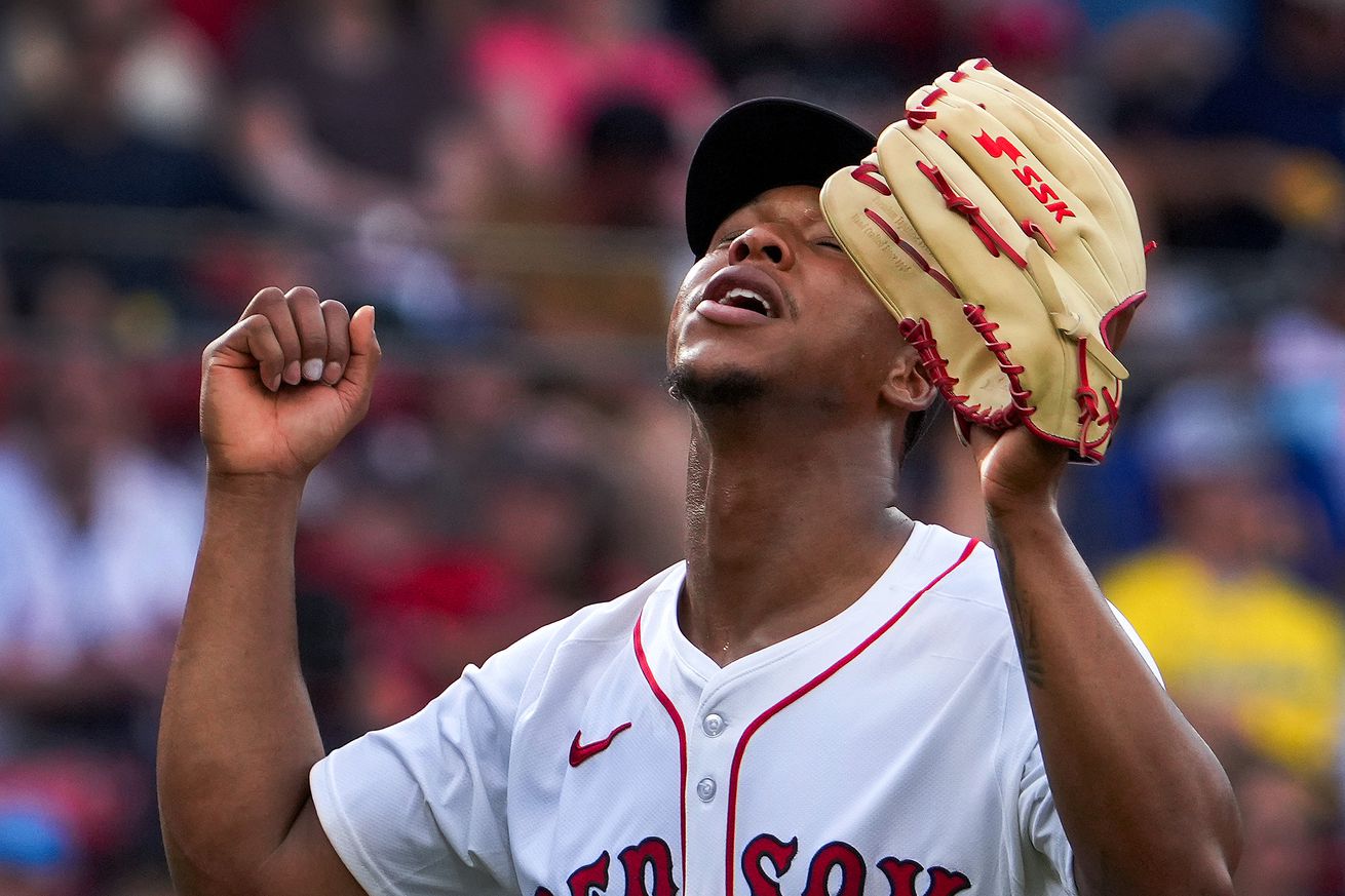 Seattle Mariners (2) Vs. Boston Red Sox (3) at Fenway Park (10 innings)