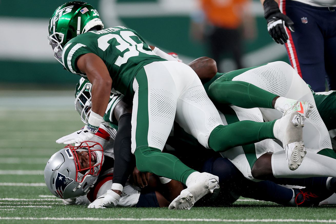 New England Patriots v New York Jets