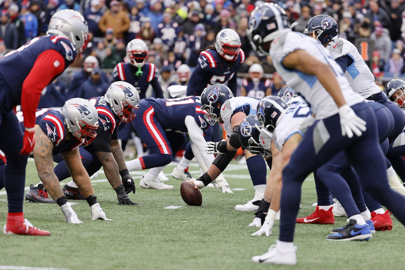 NFL: NOV 28 Titans at Patriots