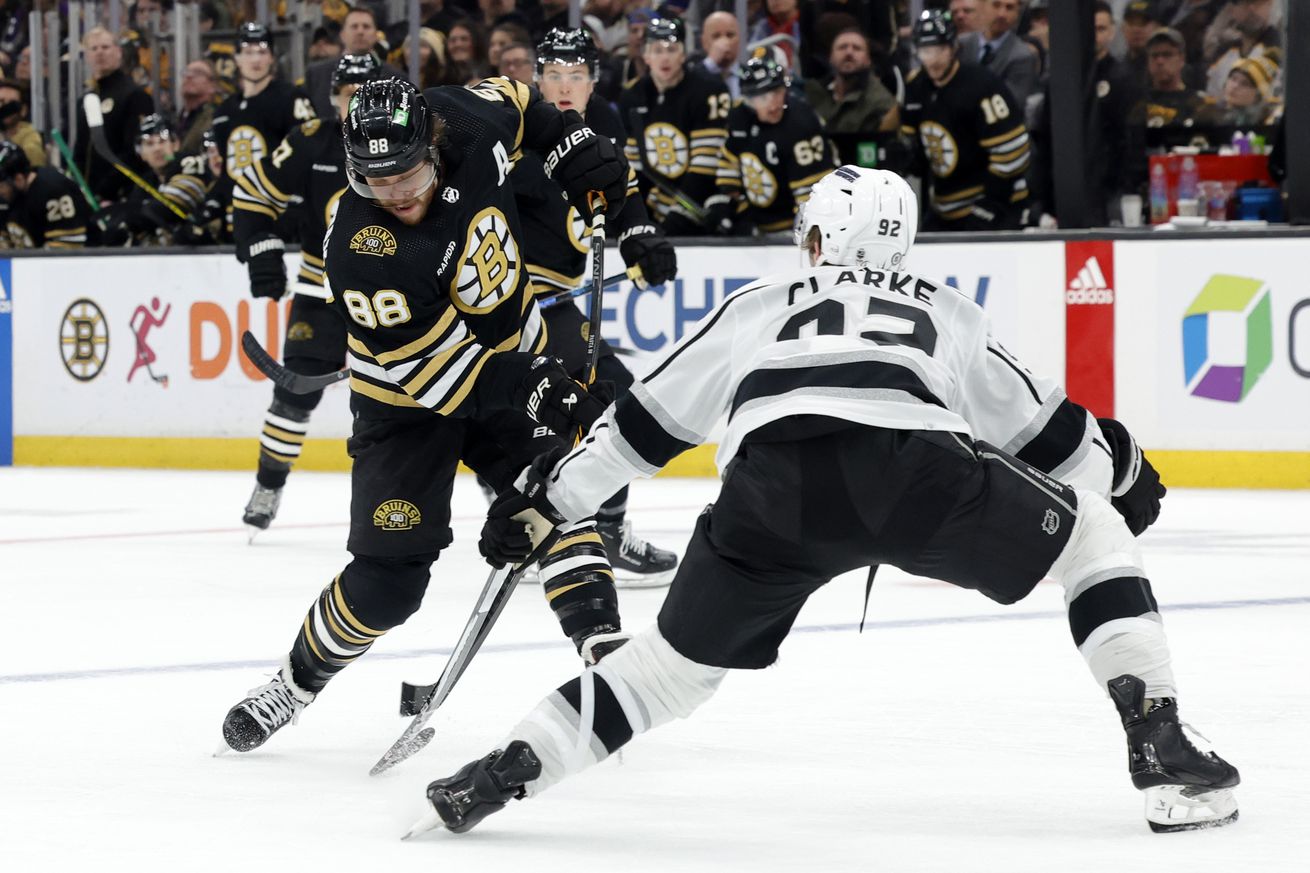 NHL: FEB 17 Kings at Bruins