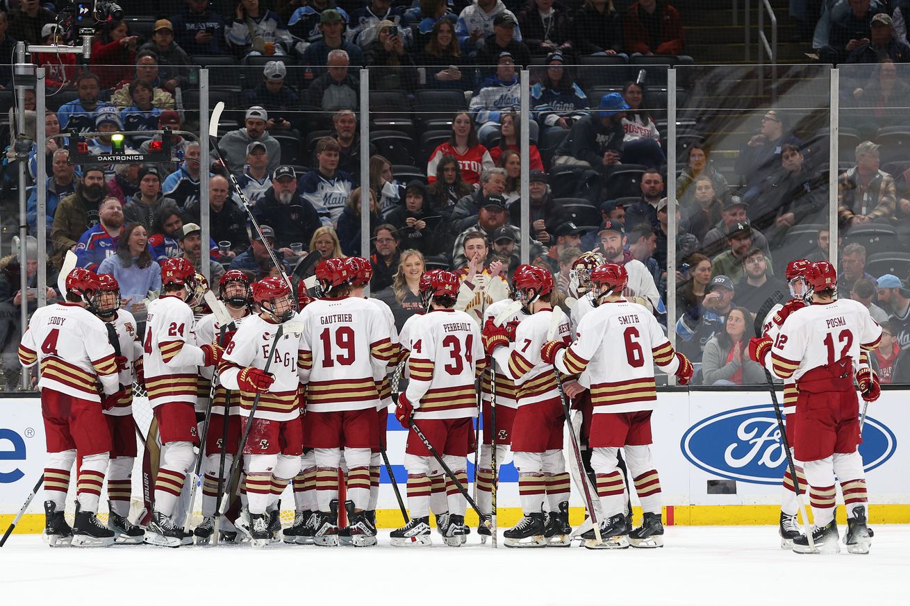 COLLEGE HOCKEY: MAR 22 Hockey East Championship Semifinal - UMass vs Boston College