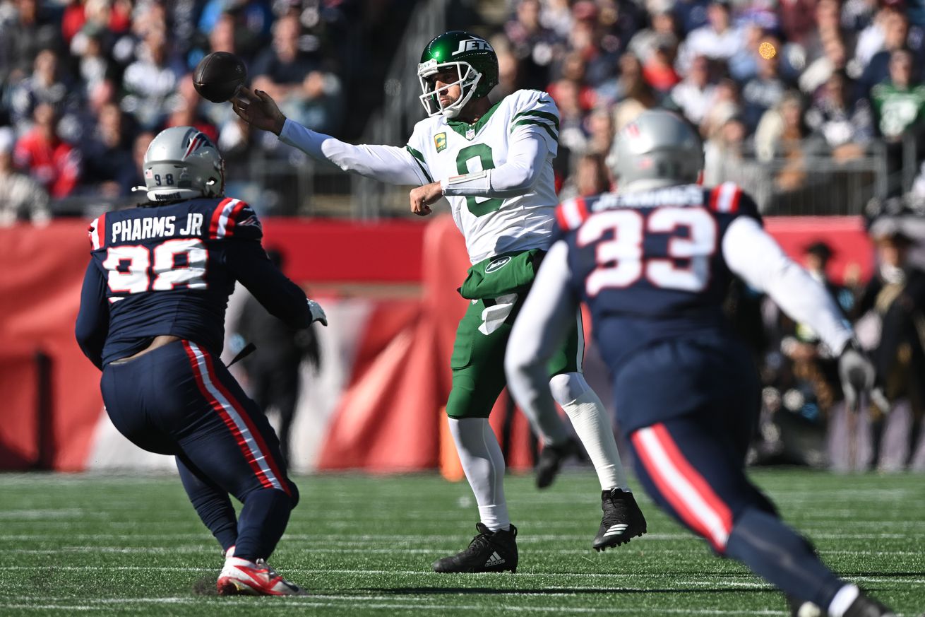 NFL: New York Jets at New England Patriots