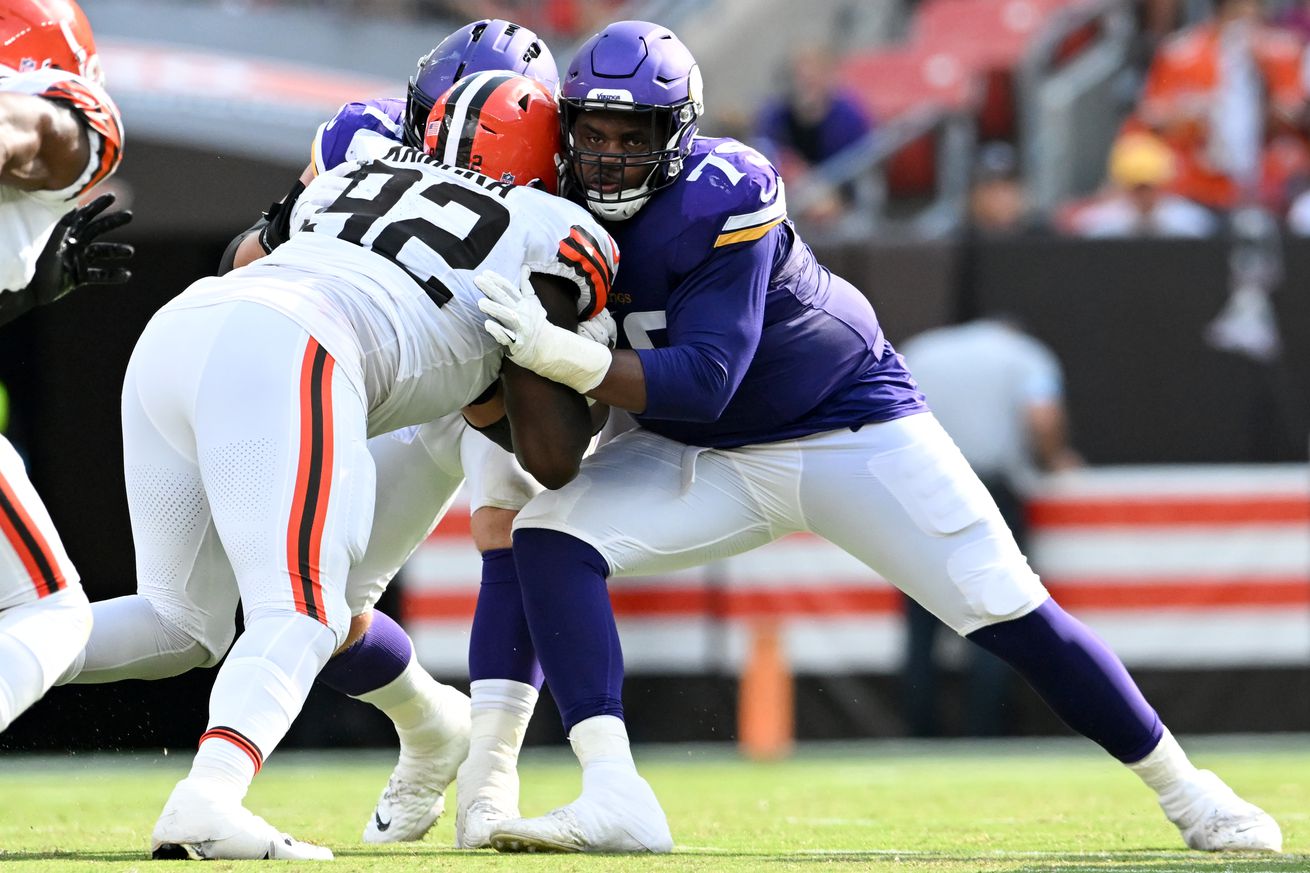 Minnesota Vikings v Cleveland Browns