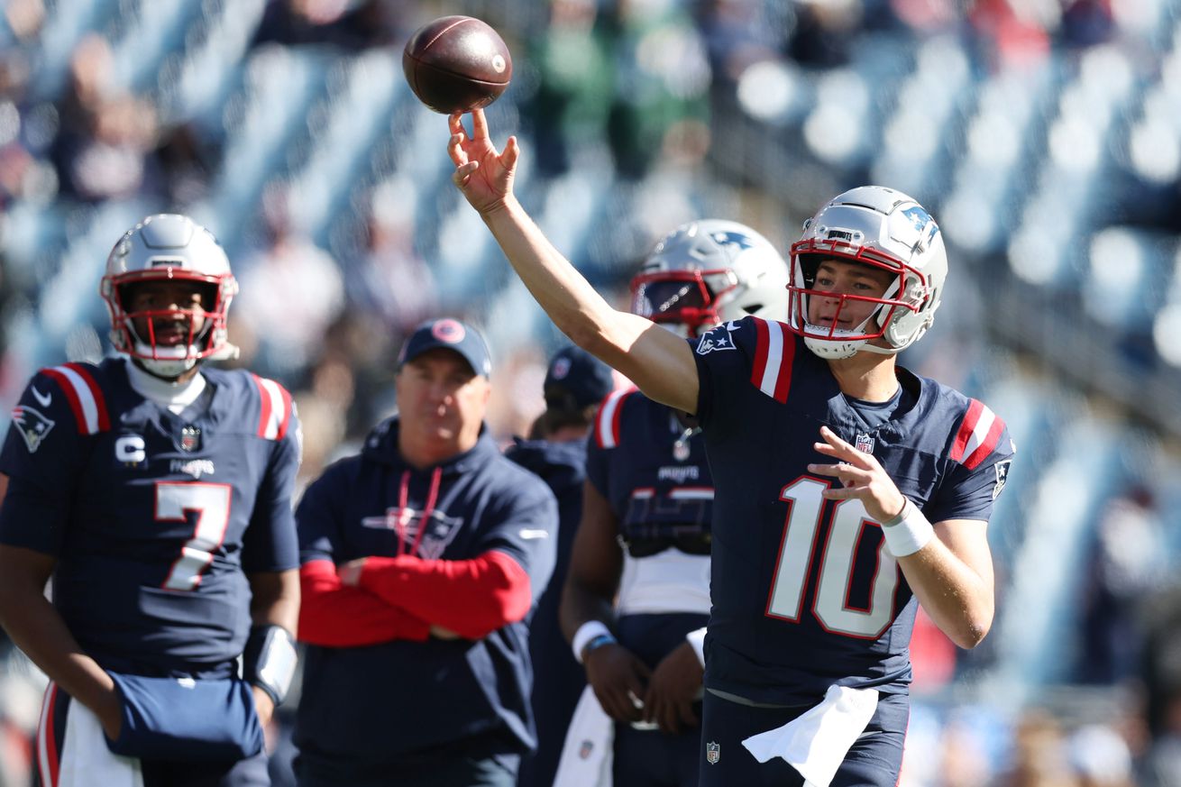 New York Jets v New England Patriots