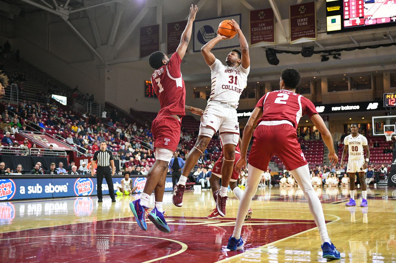 COLLEGE BASKETBALL: NOV 15 Temple at Boston College