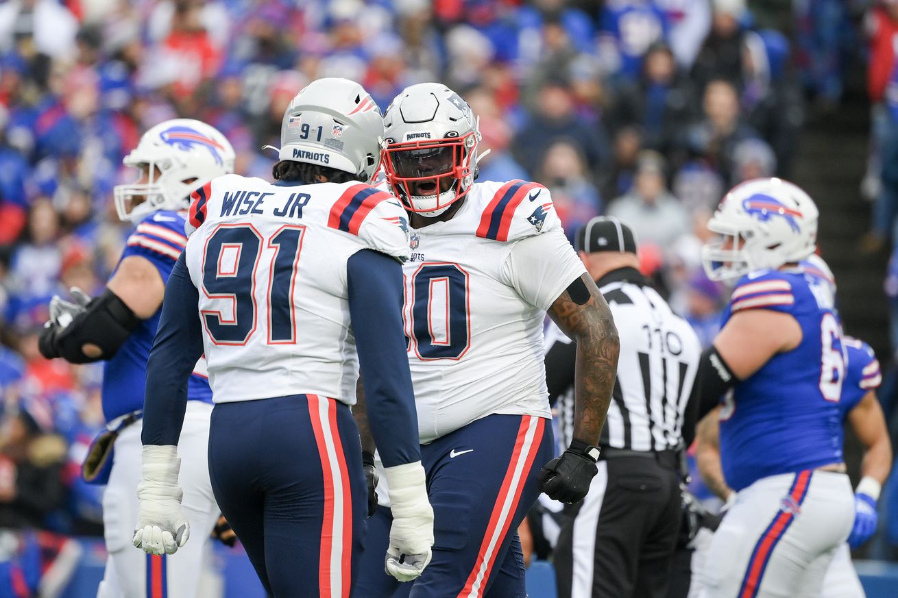 New England Patriots v Buffalo Bills