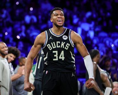 Milwaukee Bucks v Oklahoma City Thunder: Championship - Emirates NBA Cup 2024