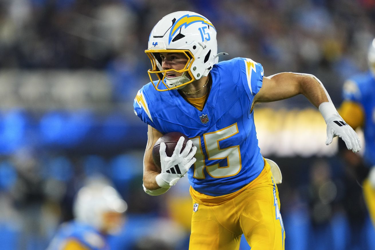 Denver Broncos v Los Angeles Chargers