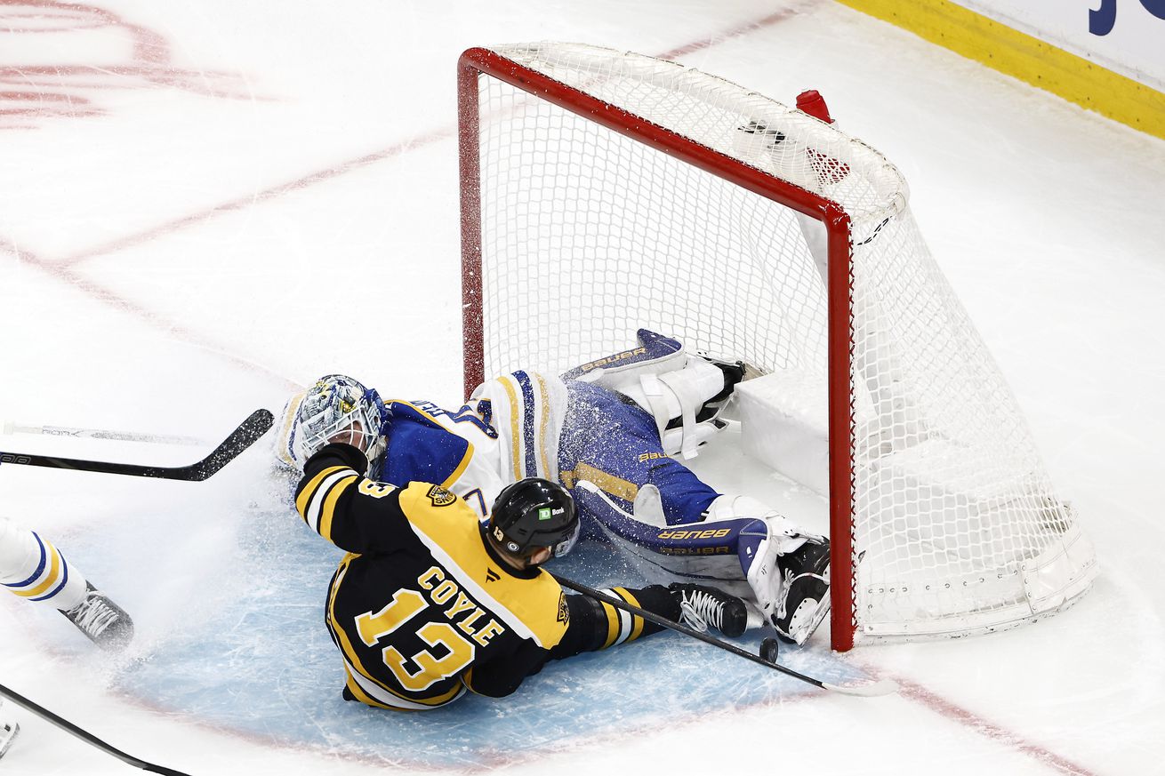 NHL: Buffalo Sabres at Boston Bruins