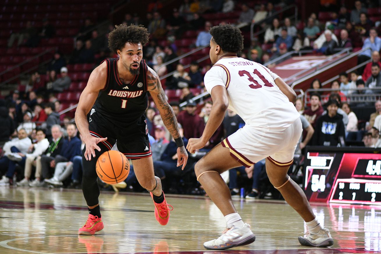 COLLEGE BASKETBALL: FEB 05 Louisville at Boston College