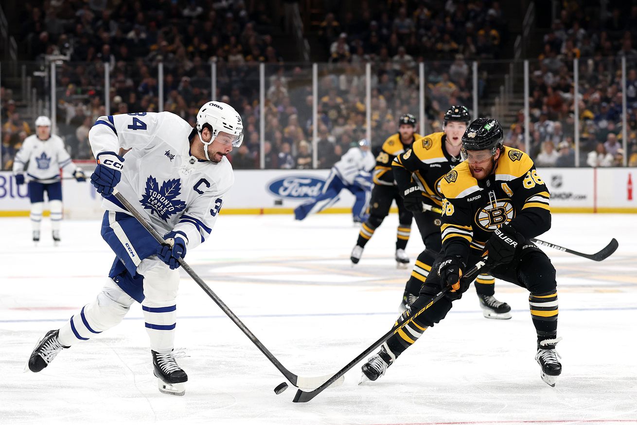 Toronto Maple Leafs v Boston Bruins