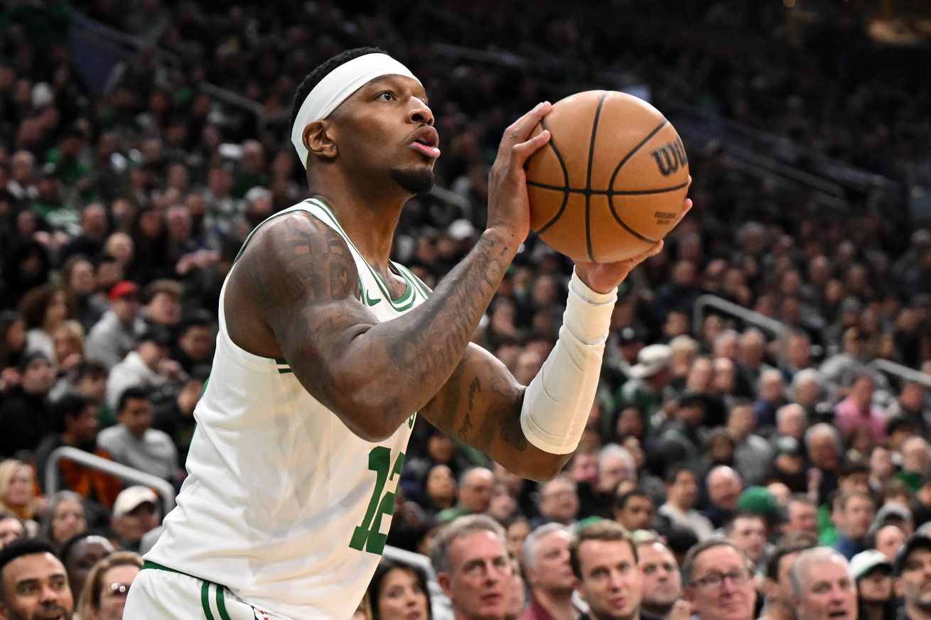 NBA: San Antonio Spurs at Boston Celtics