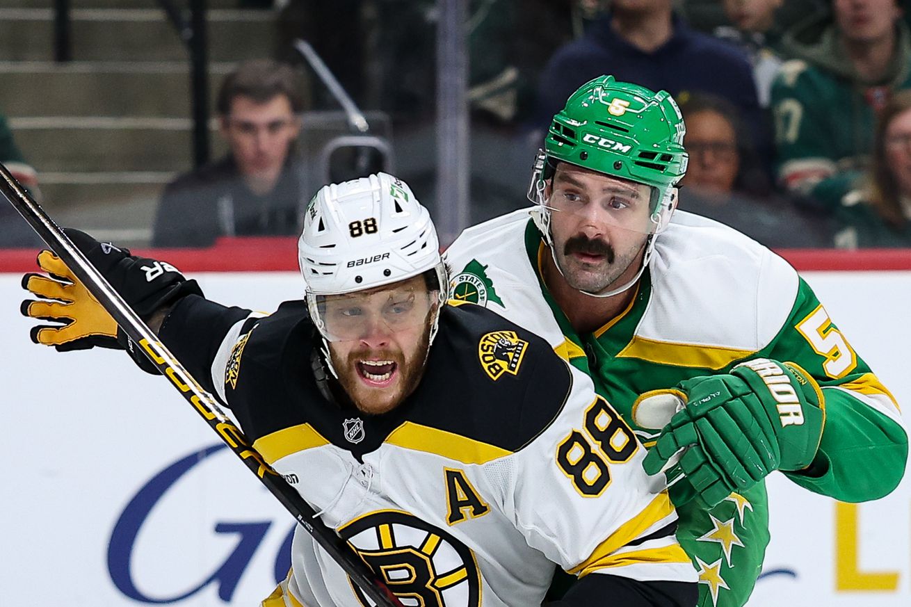 NHL: Boston Bruins at Minnesota Wild